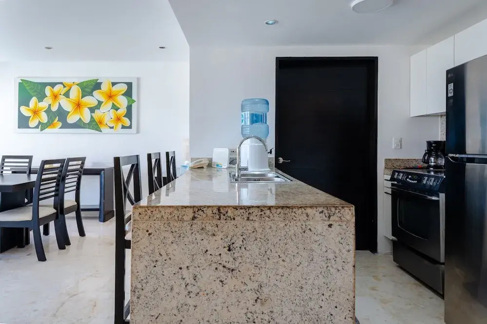 Elements Penthouse 14 3 Bedroom Condo by RedAwning