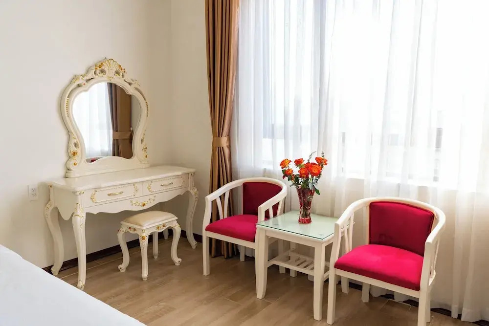 Grand Hill Hotel & Apartment