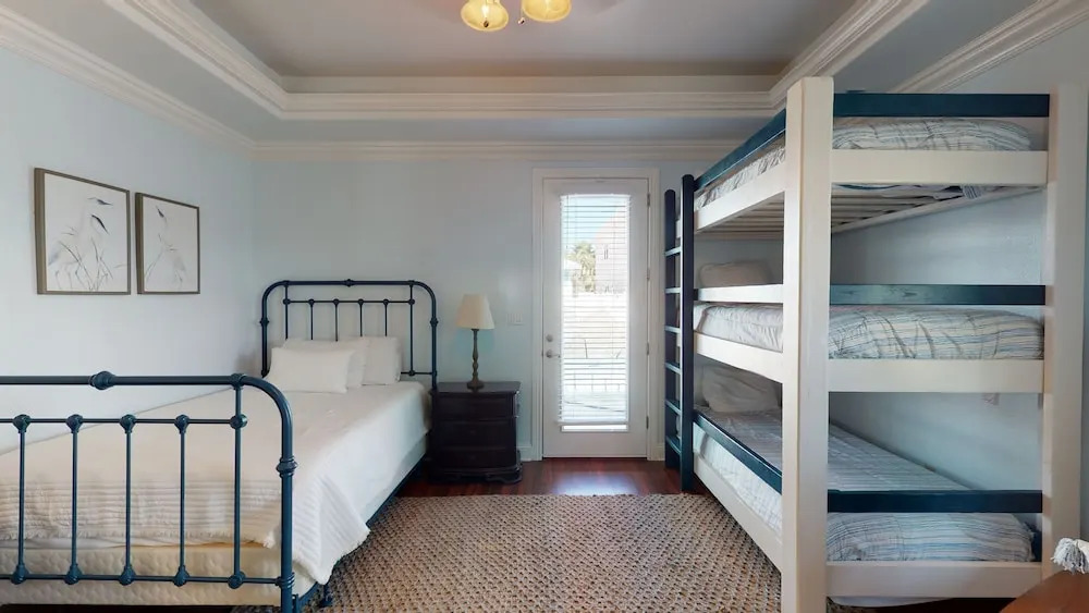 Paradise Palms @ Mustang Royale - 4 Br Home