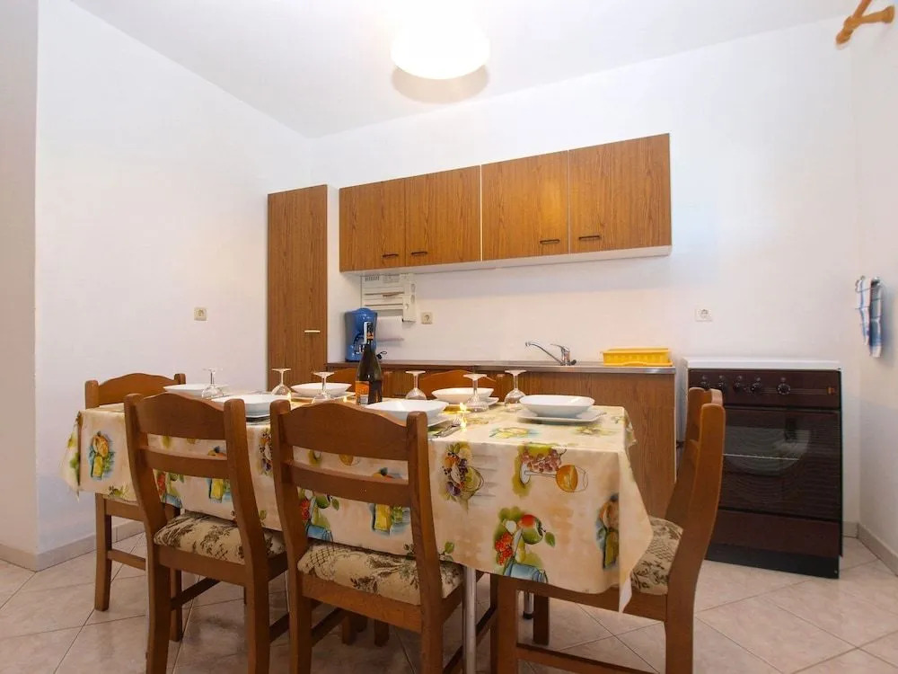 Apartment 1481
