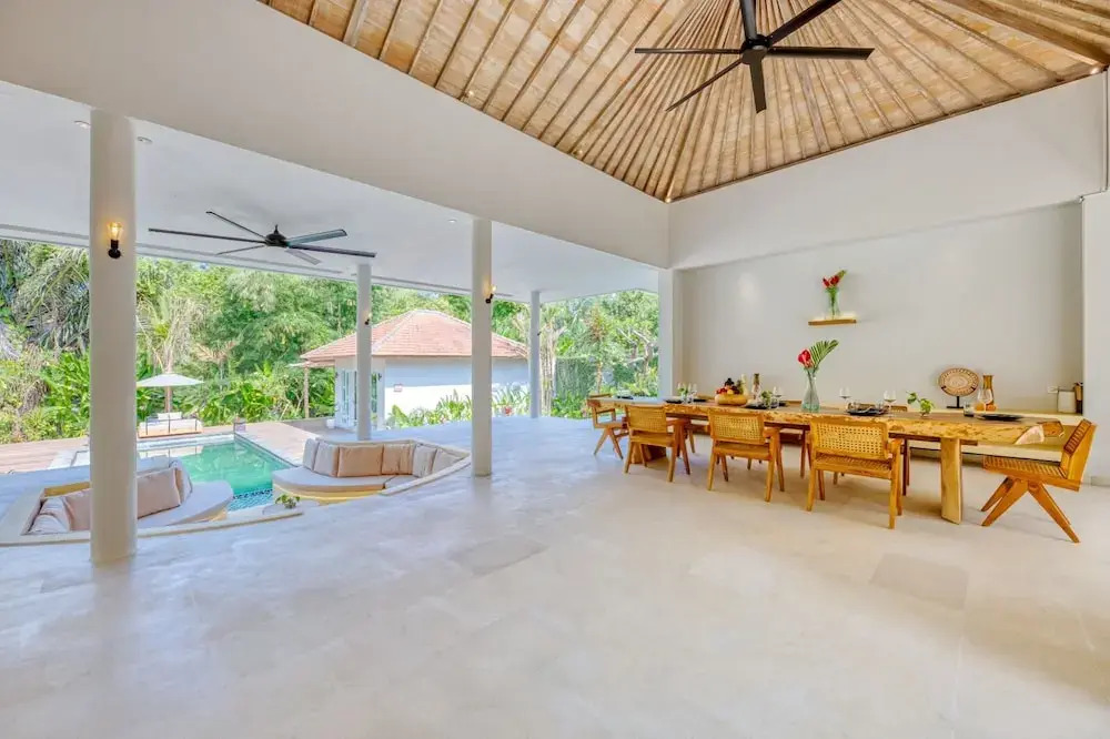 Villa Reina by SooBali - Spacious & Modern near Canggu with Butler-Cook, Private Pool and Tropical Gardens