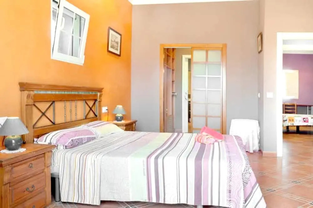 Villa With 4 Bedrooms in Llutxent, With Wonderful Mountain View, Private Pool, Terrace
