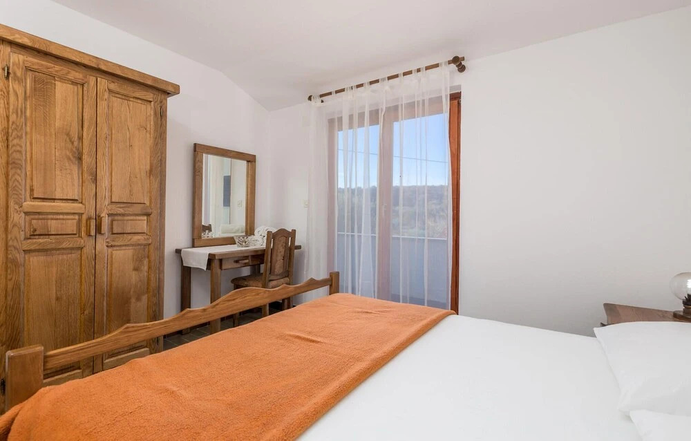 Awesome Apartment in Rab With 2 Bedrooms and Wifi