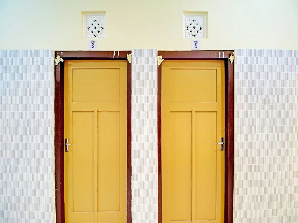 OYO Life  92953 Nirmala Kost