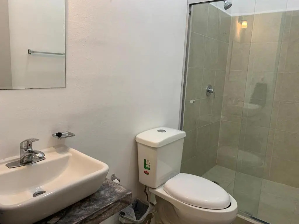 La Casa del Arbol -4bed 3 bath