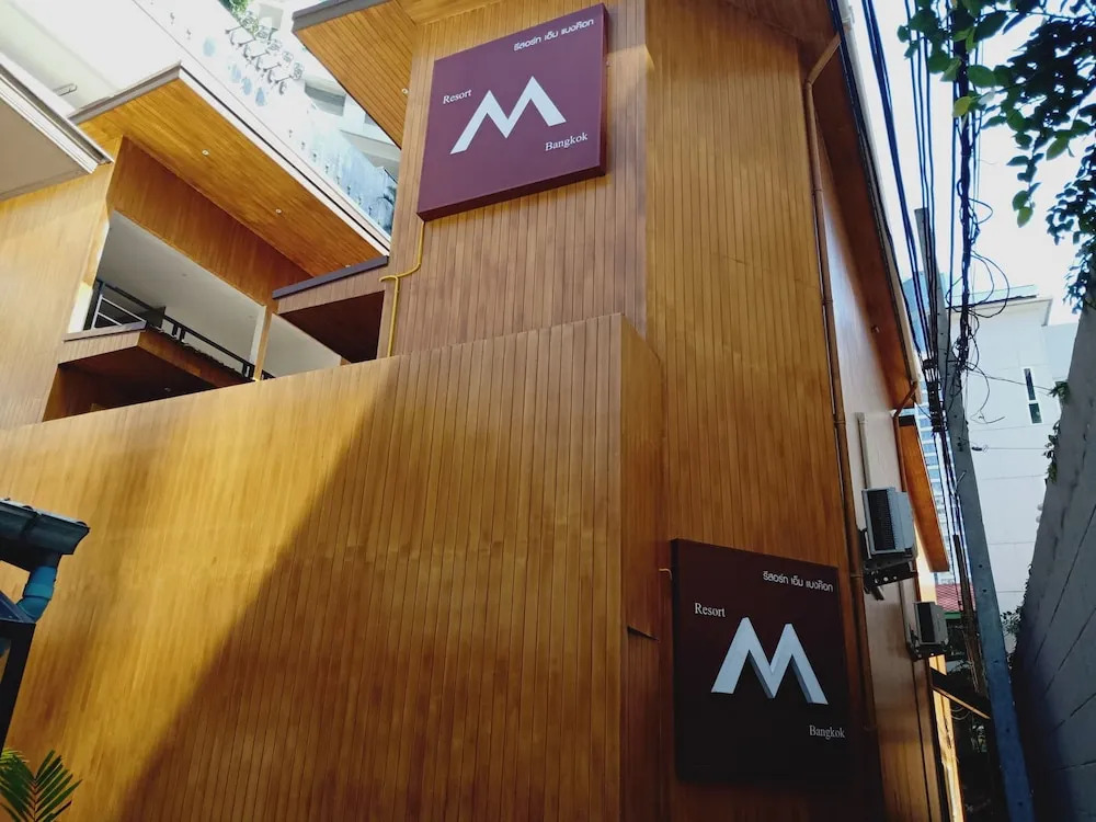 Resort M - BTS Chong Nonsi
