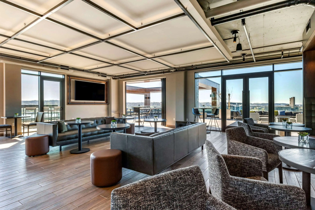 Cambria Hotel Washington DC Navy Yard Riverfront