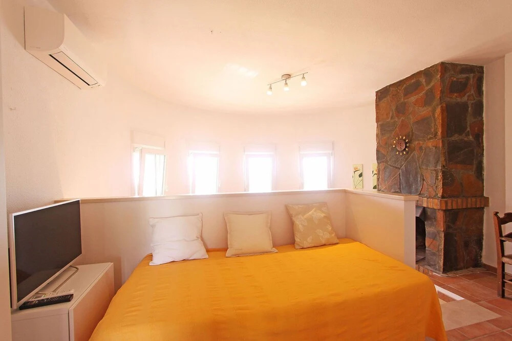 1100 Beachfront 1.Line Villa Marbesa Large Garden-Pool
