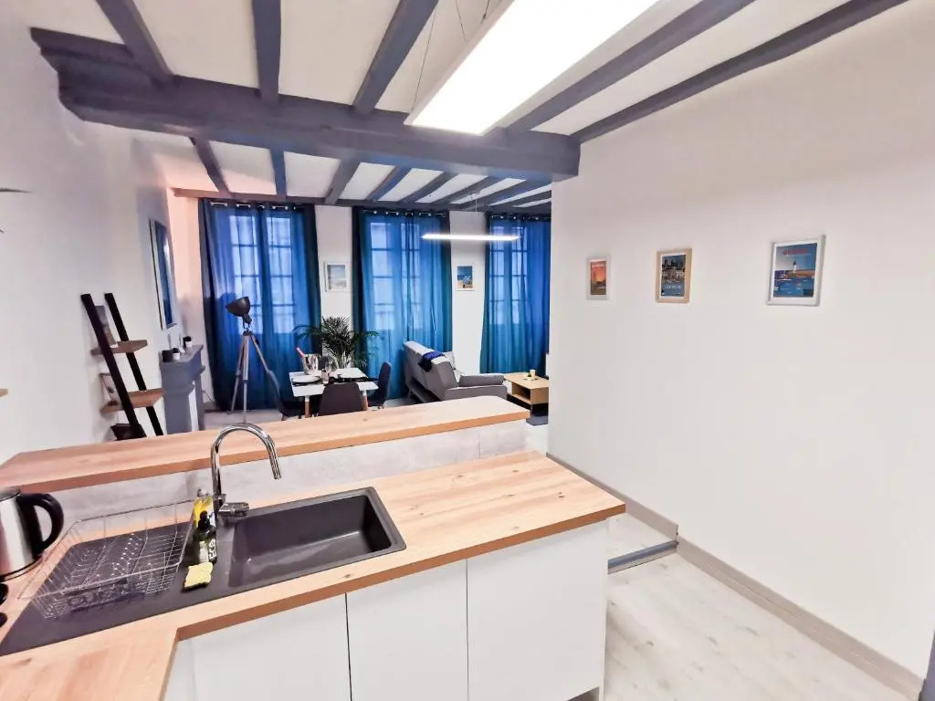 Appartement Ma Douce Charente - Superbe T3 Design et Fonctionnel - Hyper Centre à Saintes