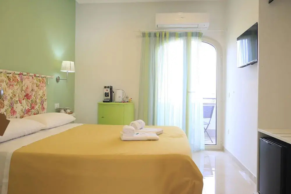 Villa Del Gaudio Rooms & Apartments