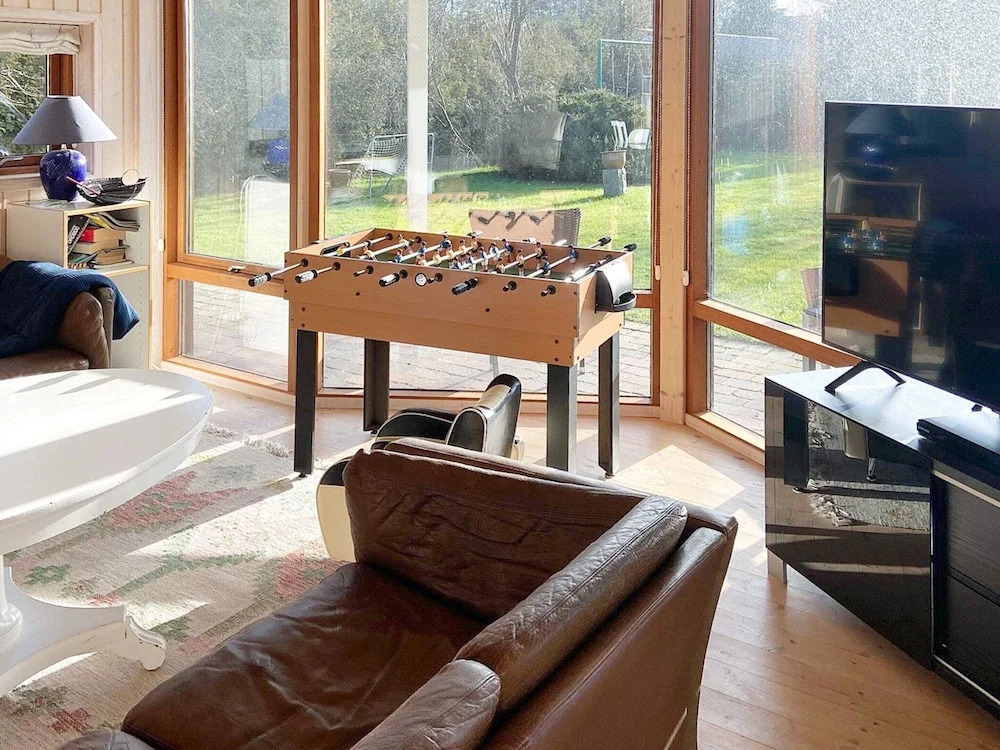 Three-Bedroom Holiday Home In Vaggerlose