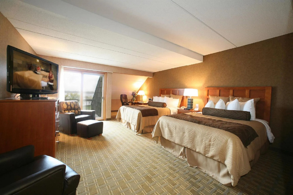 Arrowwood Resort Hotel and Conference Center, Alexandria