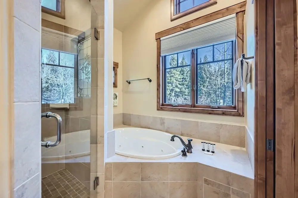 New Listing The Beaver Lodge At Breckenridge 3 Bedroom Home by RedAwning