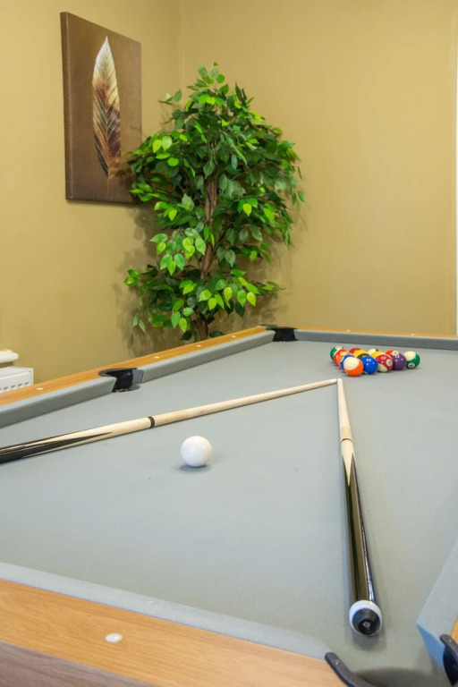 Stunnning 4 Bed House Hot Tub, Sky Tv, Pool Table