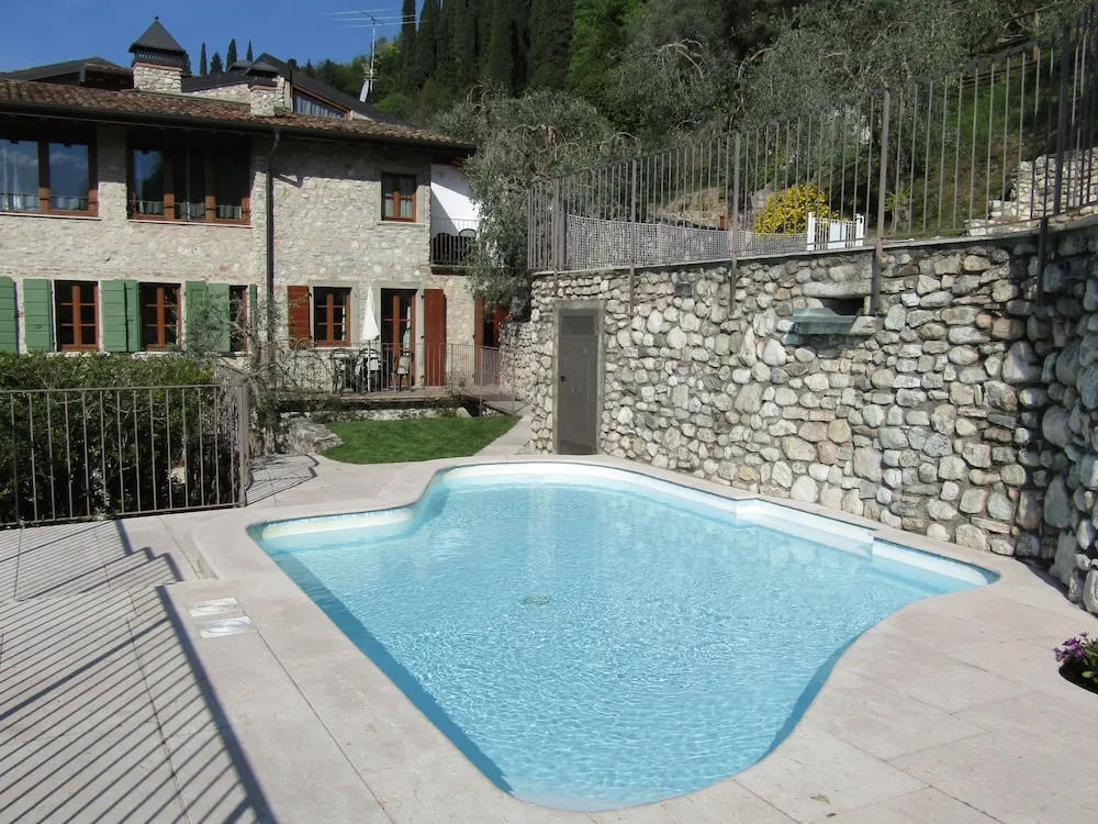 Apartment Borgo Alba Chiara-3 by Interhome