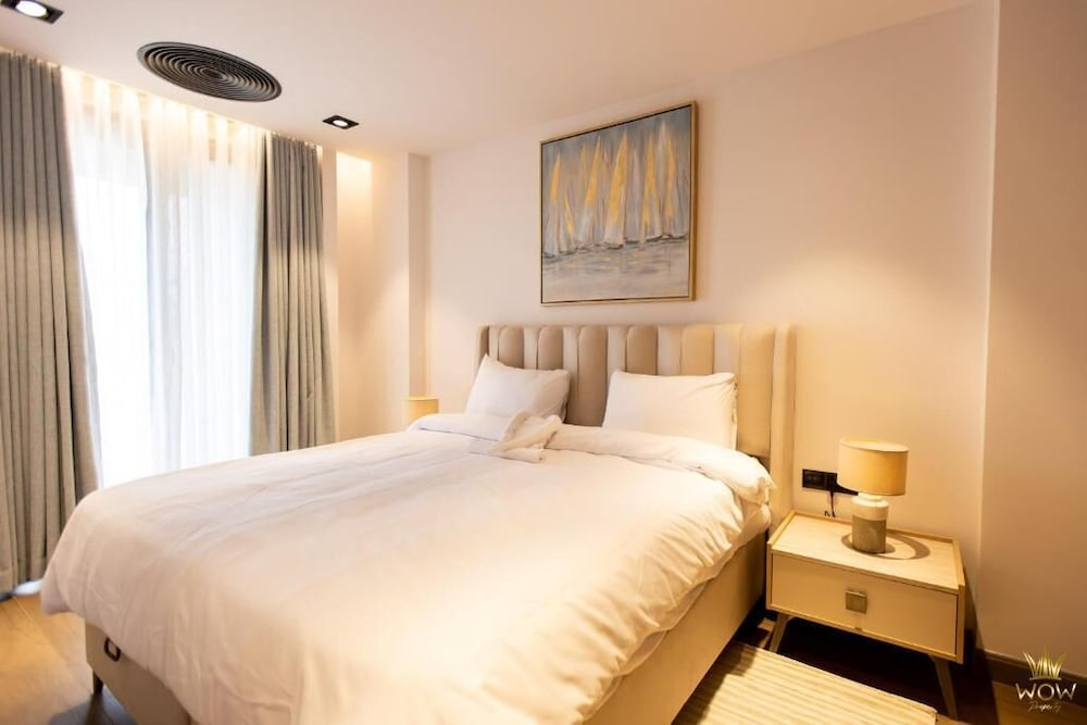The Diamond in City luxury suites by Cozy