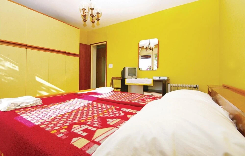 Beautiful Home in Kastel Sucurac With Wifi and 2 Bedrooms