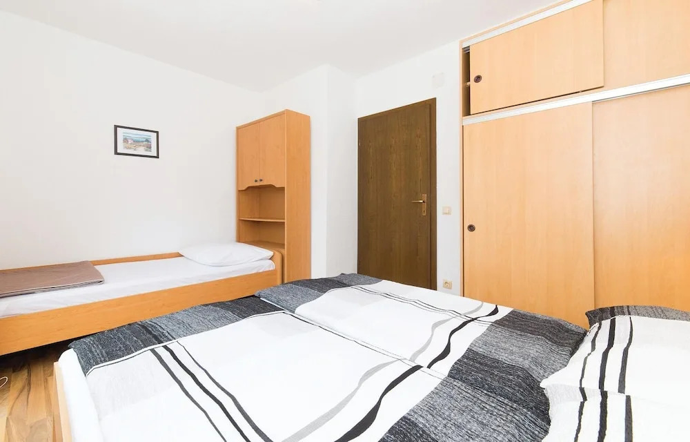Stunning Home in Mastrinka With Wifi and 1 Bedrooms