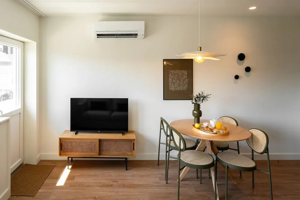 Bom Sucesso Executive Flat 5 3 by Feel Porto