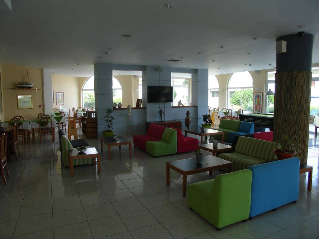 Summerland Hotel & Bungalows