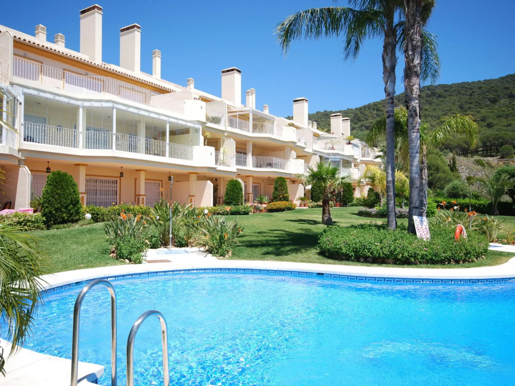 Apartment in Alhaurín el Grande near golf course
