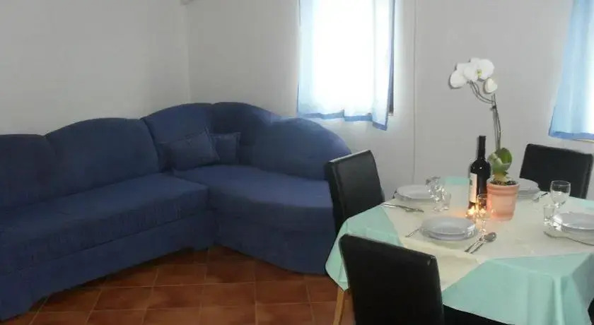 Apartments Miljak