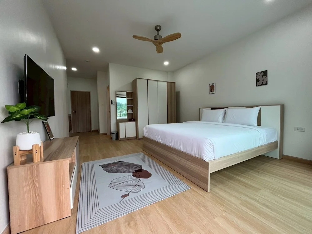 Hill Bay Suites Hotel