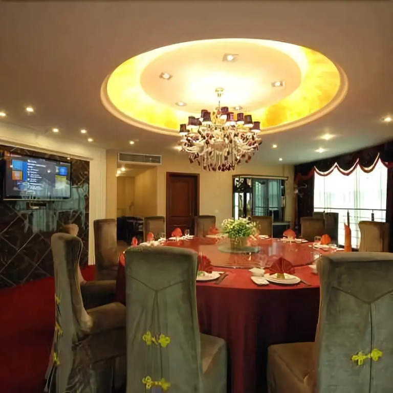 Tianhao Hotel