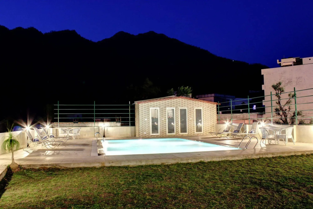 Hotel Dewa Retreat- A Himalayan Boutique Hotel