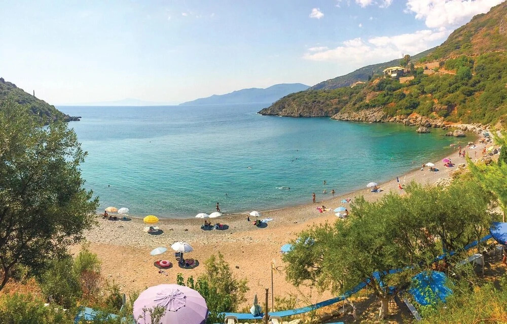 Nice Home in Kardamyli With 4 Bedrooms, Outdoor Swimming Pool and Swimming Pool