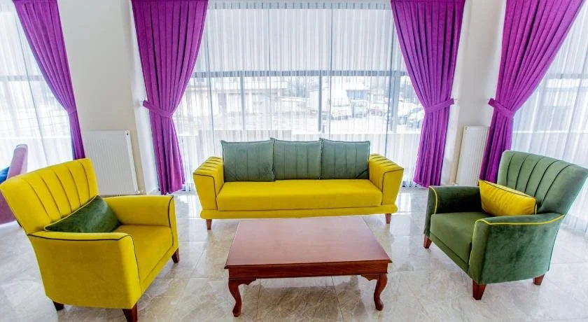 Rosso Hotel