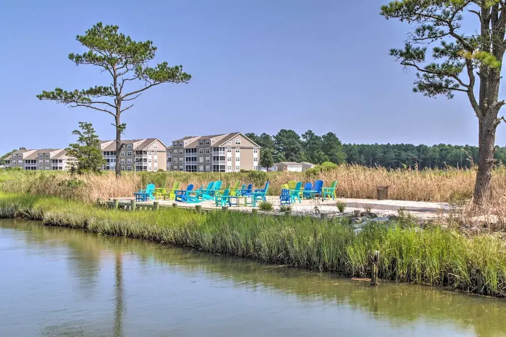 Furnished Outdoor Space: Family Home in Ocean View
