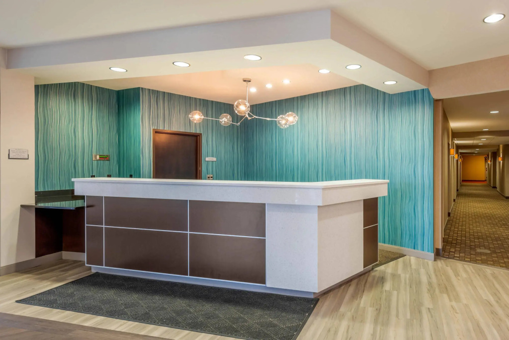 Cambria Hotel Akron - Canton Airport