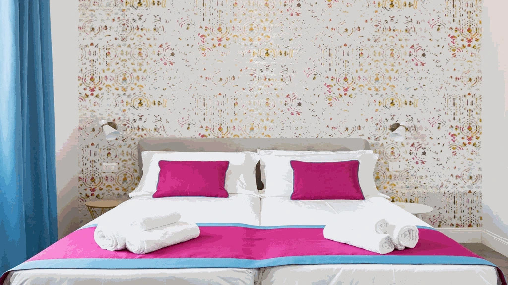 Lata Rooms