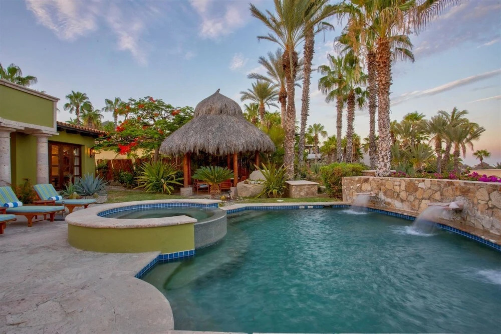 Casa Maravillas: 4 Bdrm Colonial Inspired Design Villa in Punta Ballena at a Discounted Rate!