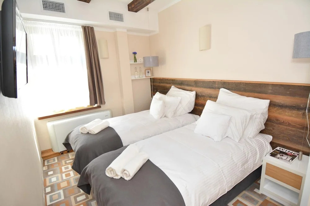 Boutique Provincja Winebar & Rooms
