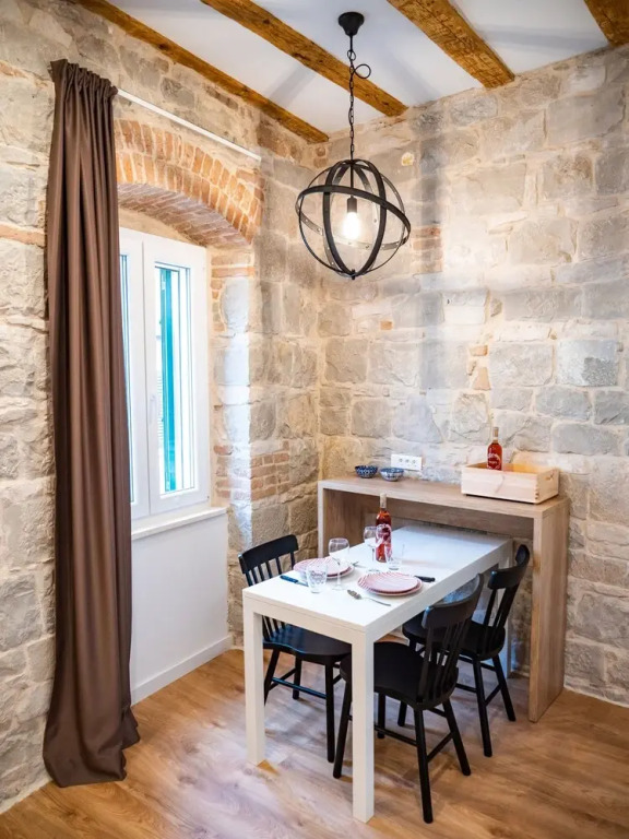 Emarconi history&luxury in Split center