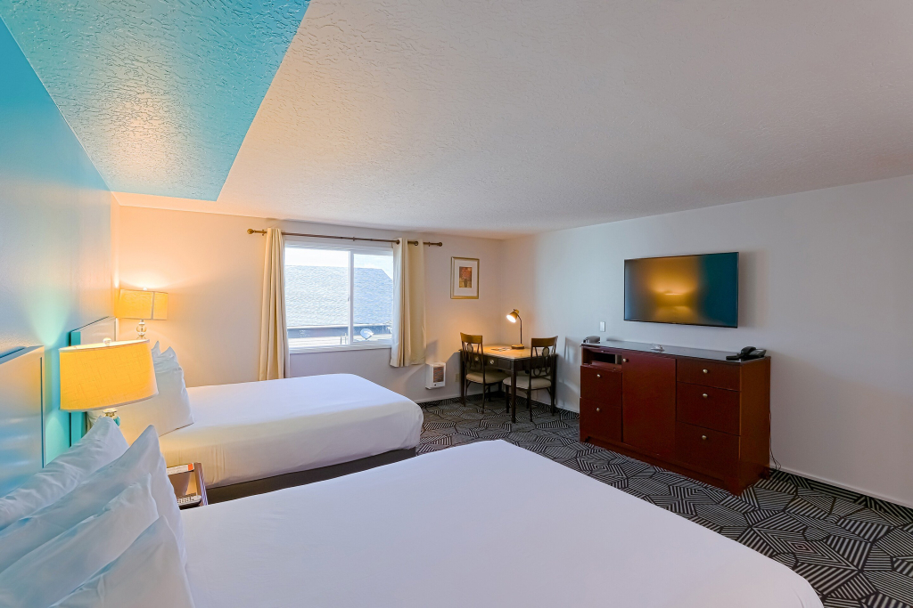 Coast River Inn by OYO Seaside