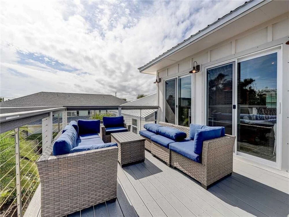 Sea Spray Beach House, 5 Bedrooms, Private Pool, Sleeps 17