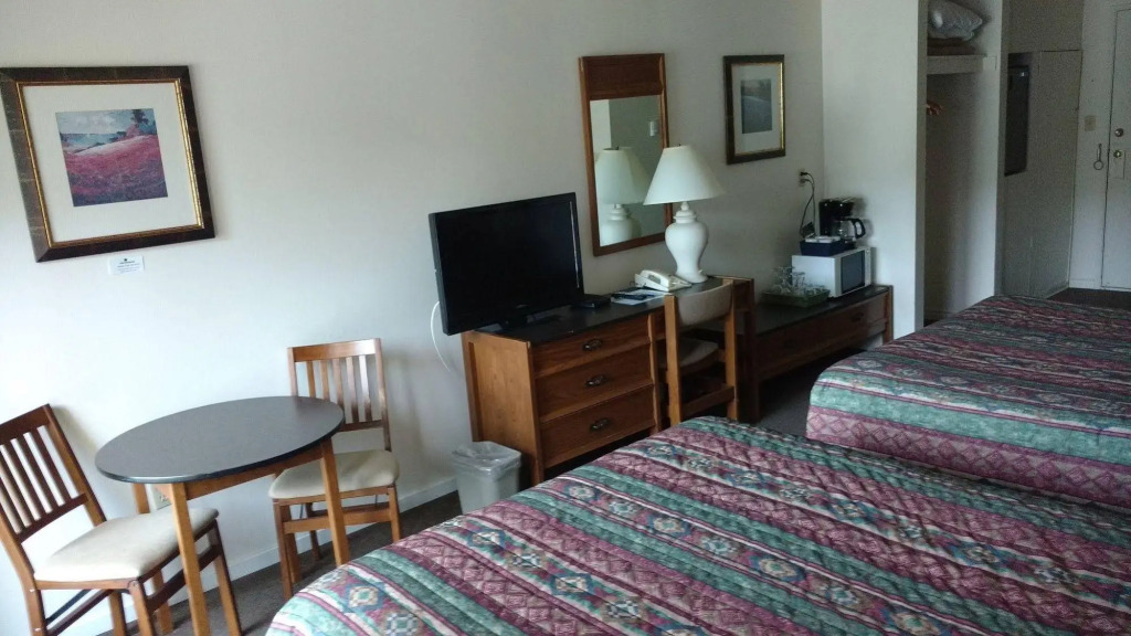 Wessex Inn By The Sea