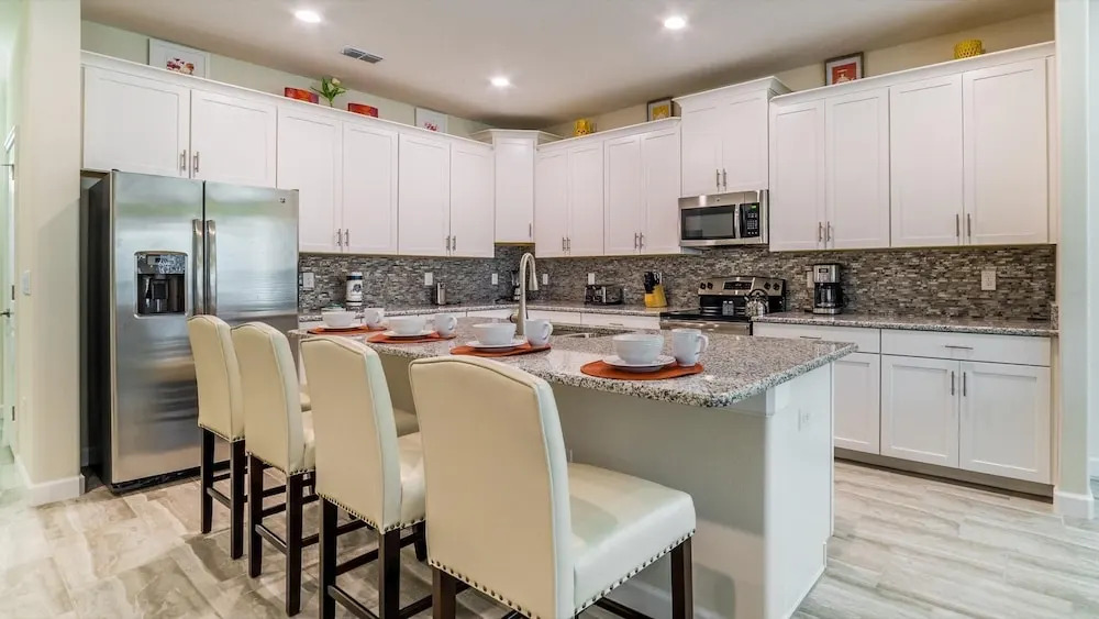 5440 Solterra Circle