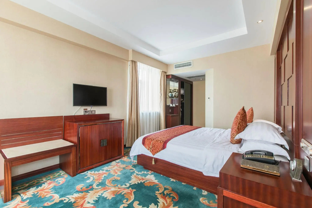 Hawaii Hotel
