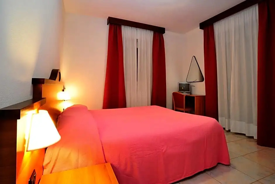 Hotel Ristorante Sasso Remenno