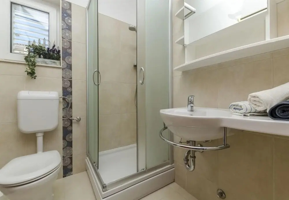 Jadranka - Comfortable and big Terrace - H