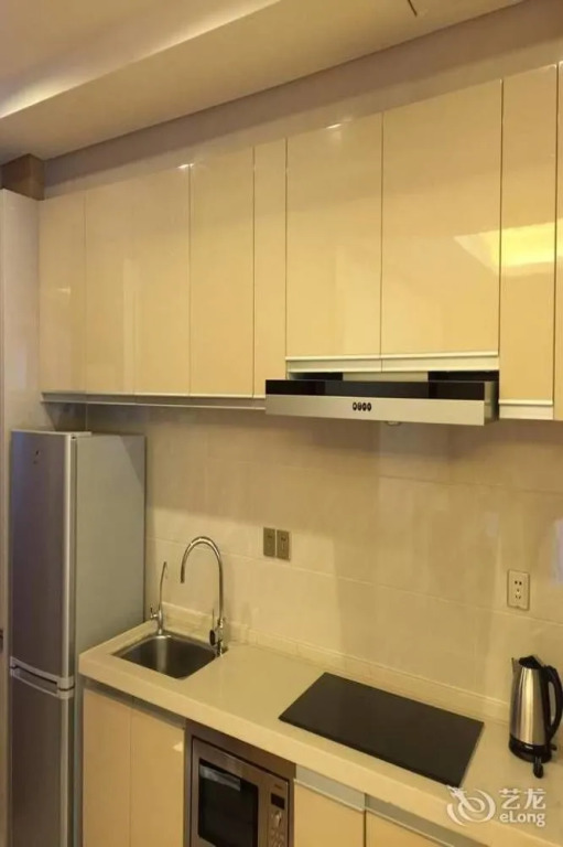 Nanjing Crystal Executive Apartment