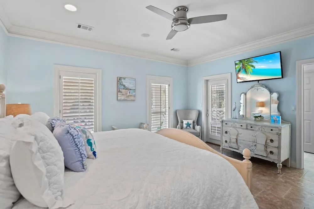Destined For Sun S 107 Cayman Cove