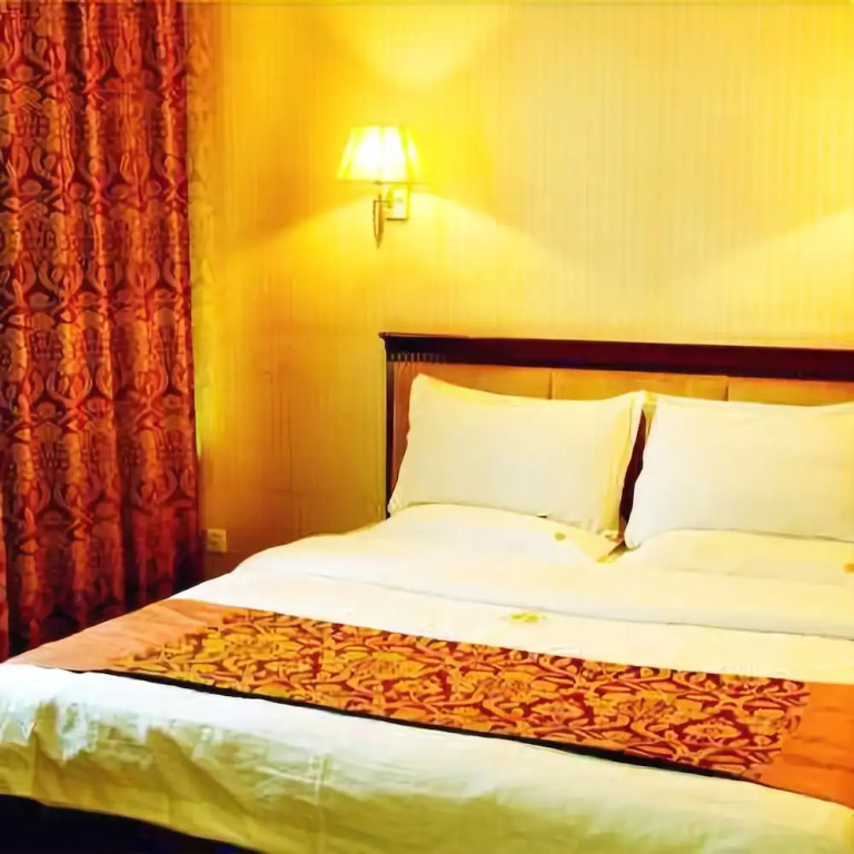 Qinghai-tibet Holiday Hotel