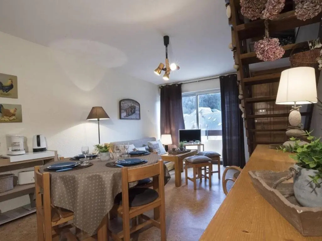 Duplex 4 personnes avec balcon à Saint Lary Village - FR-1-296-182