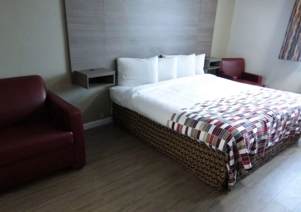Ramada by Wyndham Medford Airport North