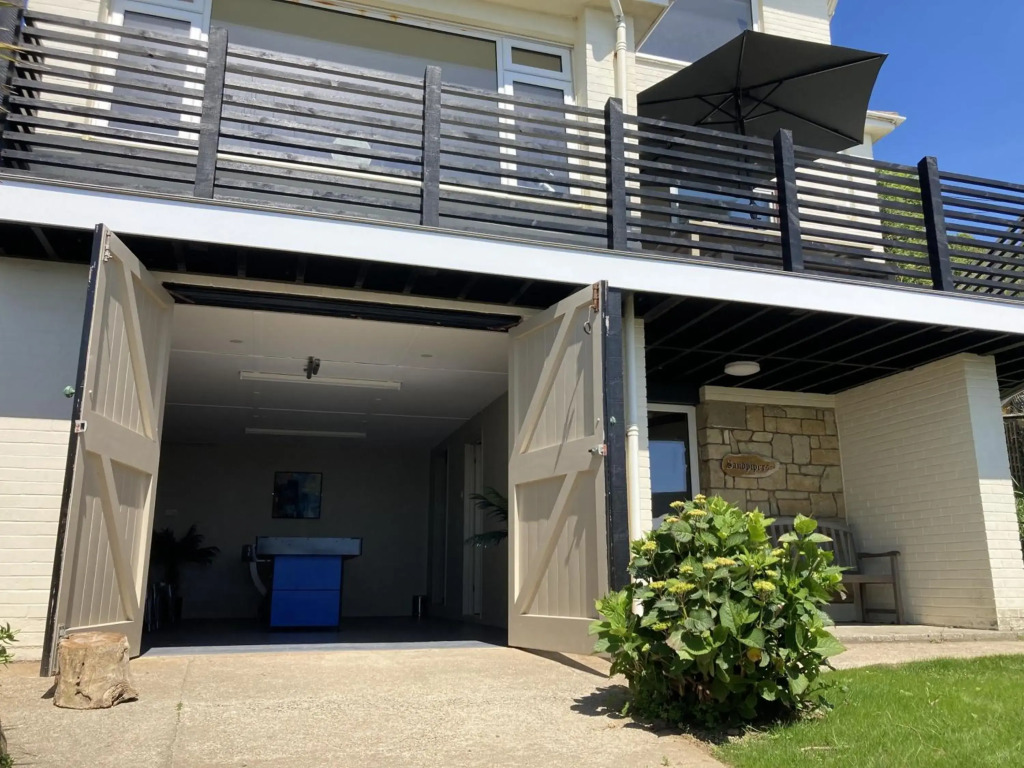Sandpipers - Pet friendly
